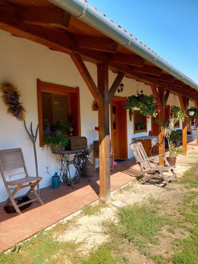 H&H Vendeghaz Balatonberény Exterior photo